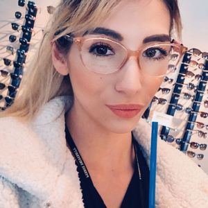 Meet your Posher, Bridgette